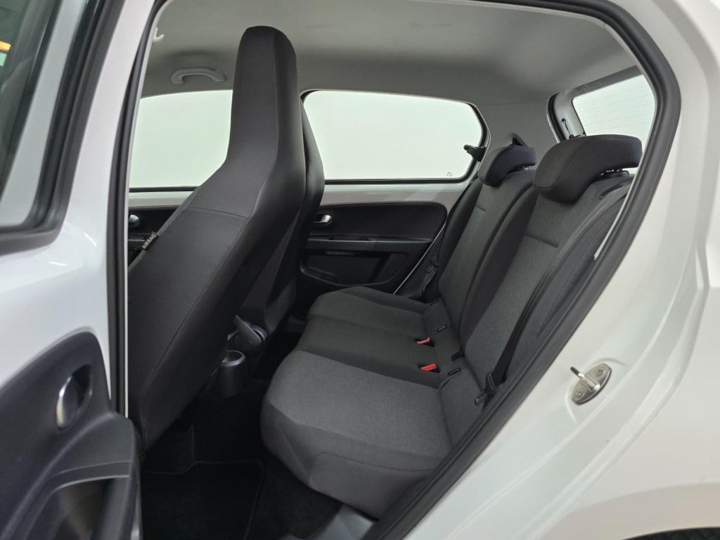 Volkswagen UP! occasion 1.0 move up! bluemotion met cruisecontrol en sporti
