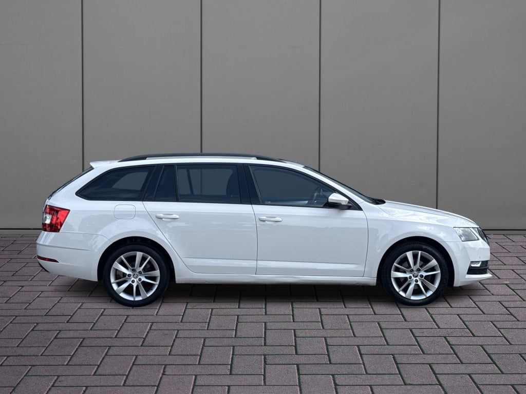 Skoda Octavia combi 1.0 tsi ambition business | nl-auto | navi | carplay | 