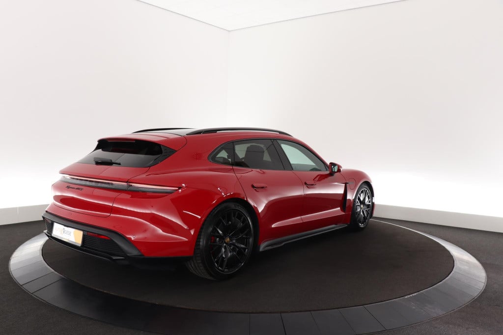 Porsche Taycan sport turismo gts | 93 kwh accu plus | surround view | innod
