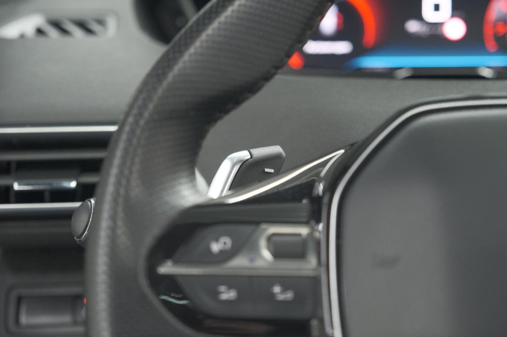 Peugeot 3008 1.6 puretech 180 gt | panoramadak | adaptieve cruise control |