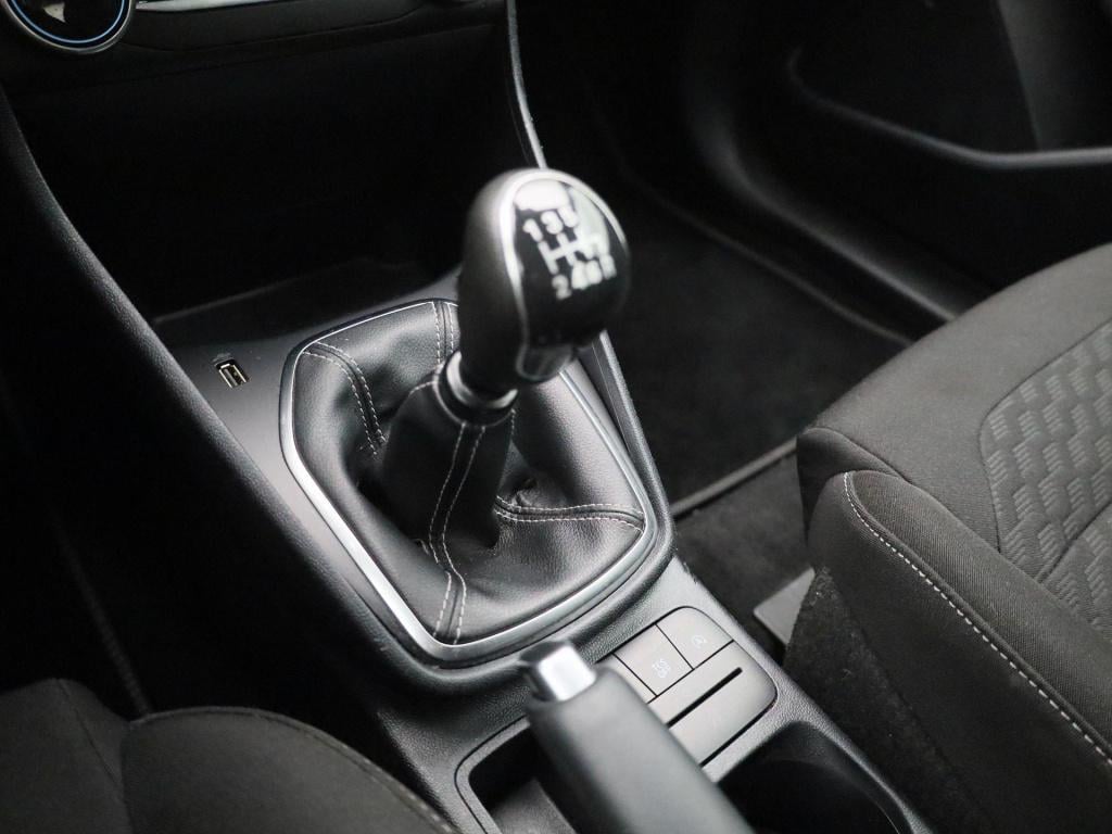 Ford Fiesta 1.0 ecoboost hybrid titanium | apple carplay / android auto | c