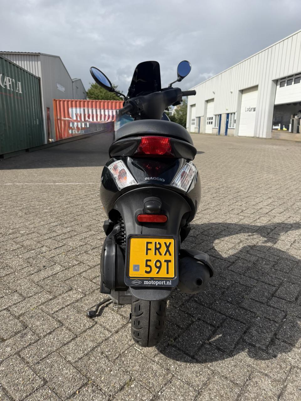 Zeer nette Piaggio Zip 2000 4-Takt iGet (2024)