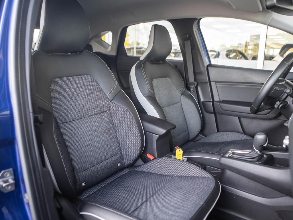 Renault Captur e-tech hybrid 145pk intens automaat