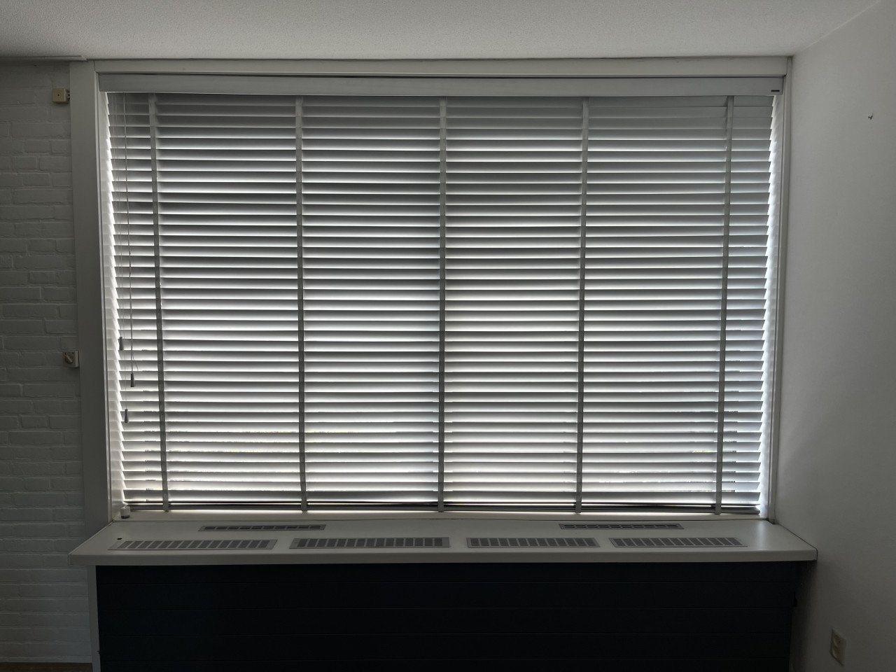 Jaloezieën hout Sunway