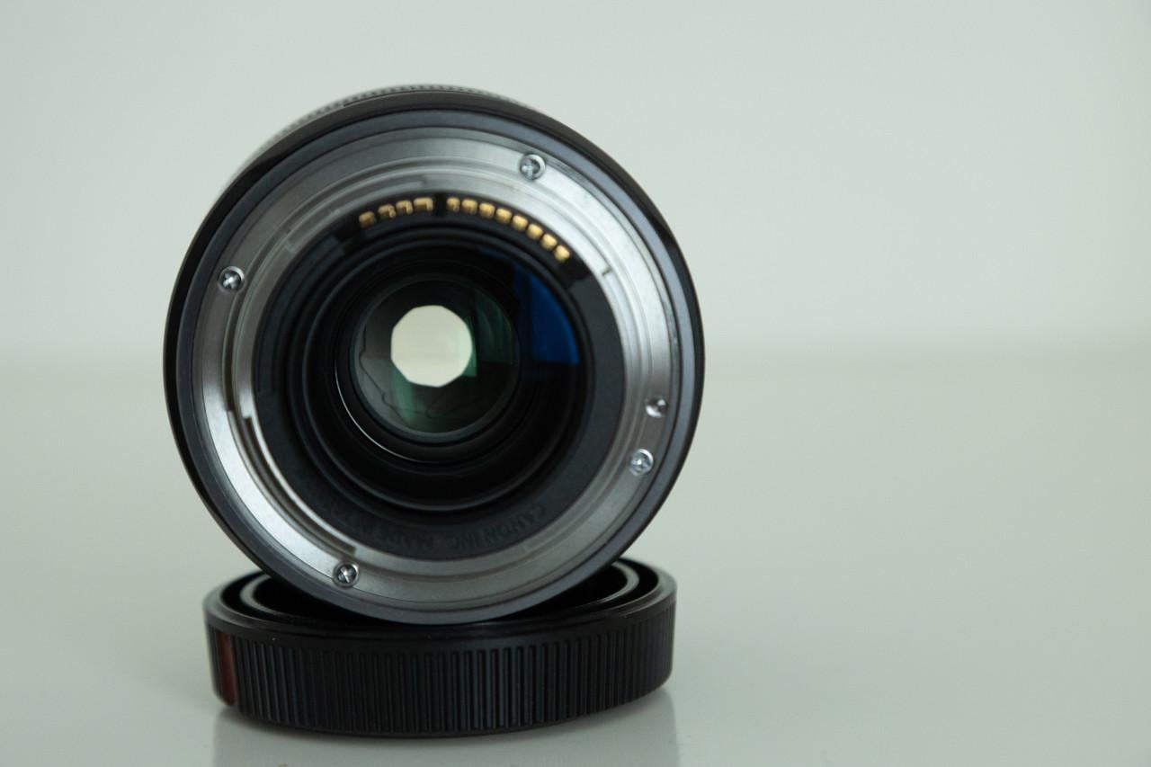 CANON RF 35mm f/1.8 MACRO IS STM – MACRO