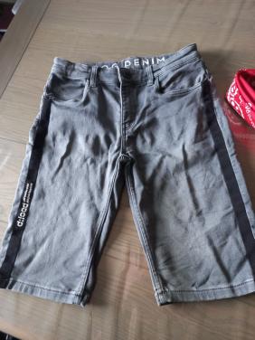 Korte jeansbroek maat 164 grijs