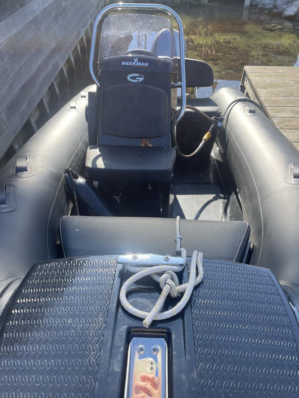 Grand rib boot silverline de Luxe 370