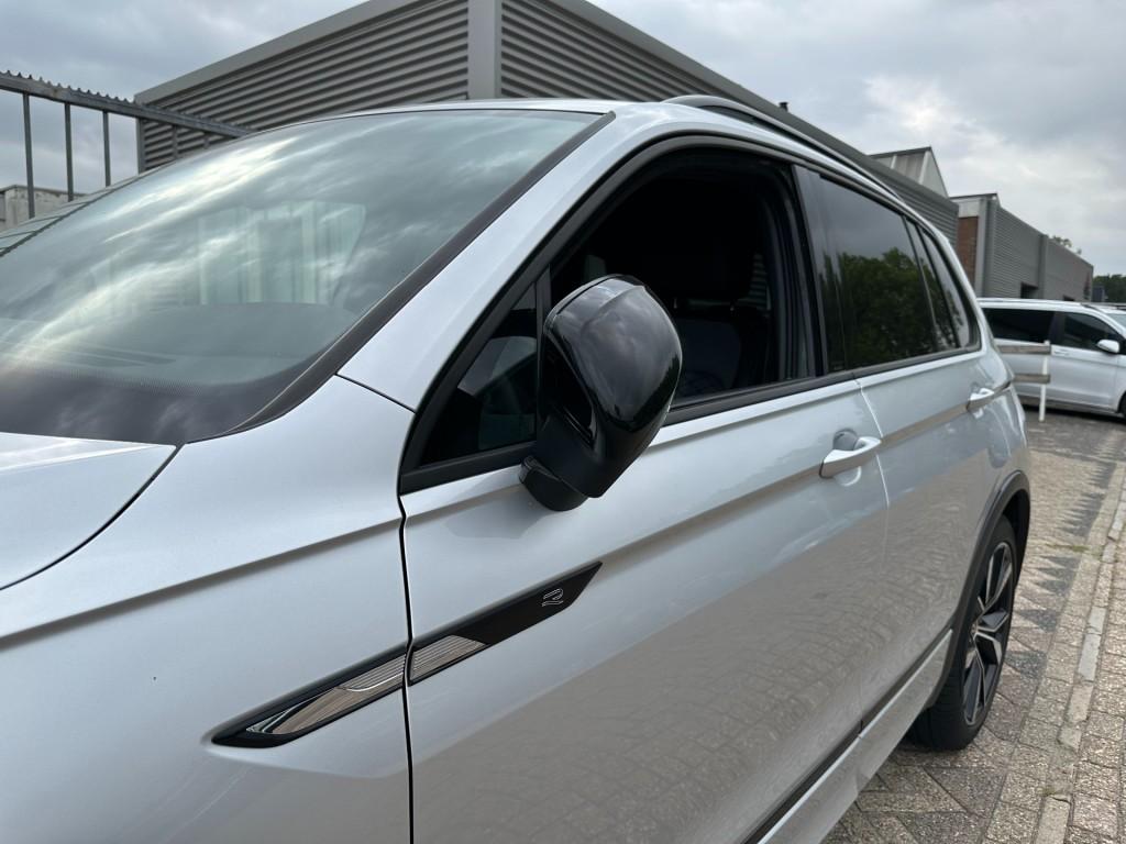 Volkswagen Tiguan 1.5 tsi r-line business+ trekhaak camera 20'' black style