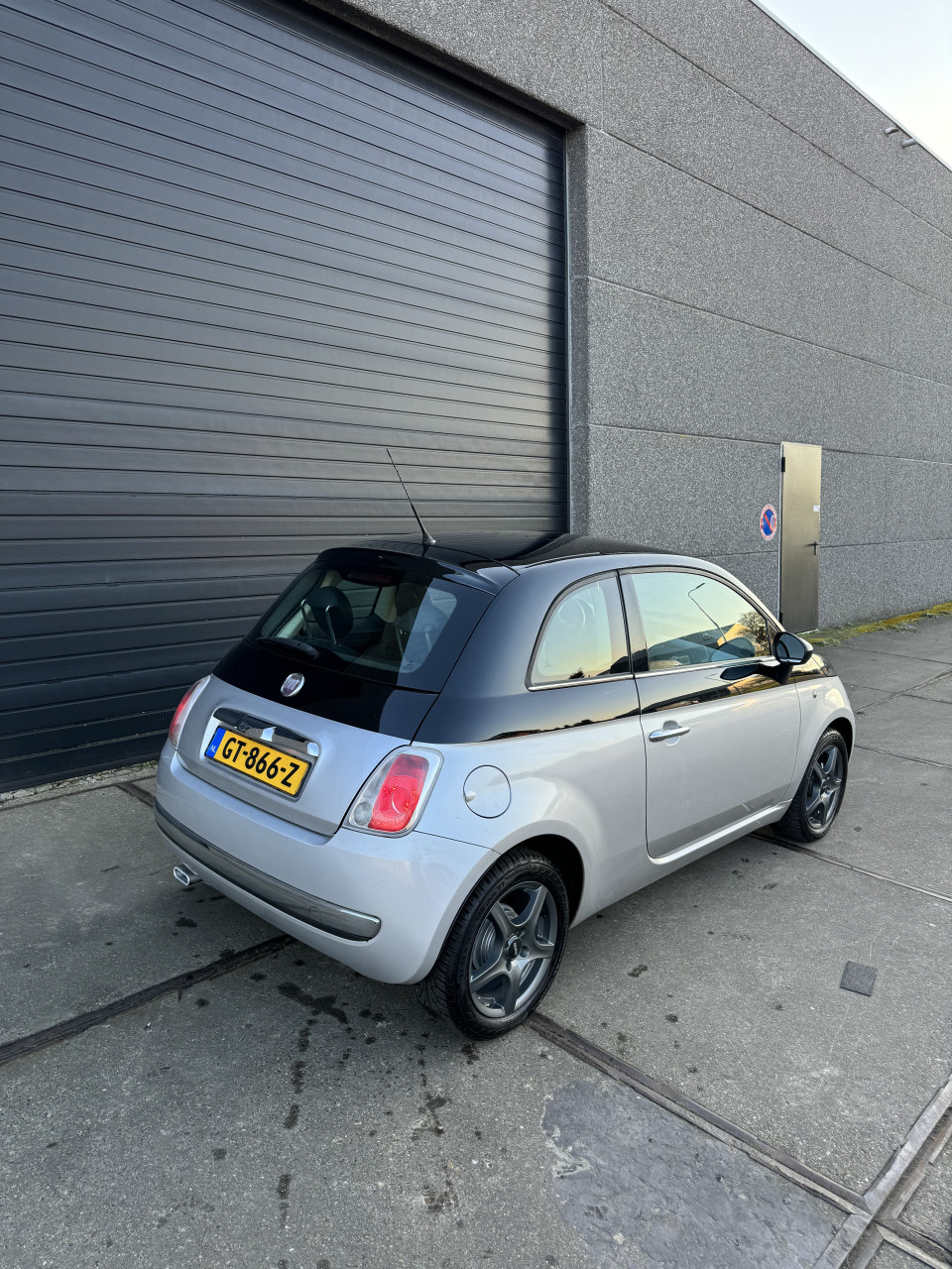 Fiat 500 1.2 Rosa two-tone Panoramadak/Airco 153DKM 2010