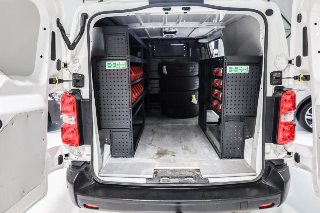 Opel Vivaro 2.0 cdti l3h1 edition inrichting i trekhaakhttps://wheelerdelta