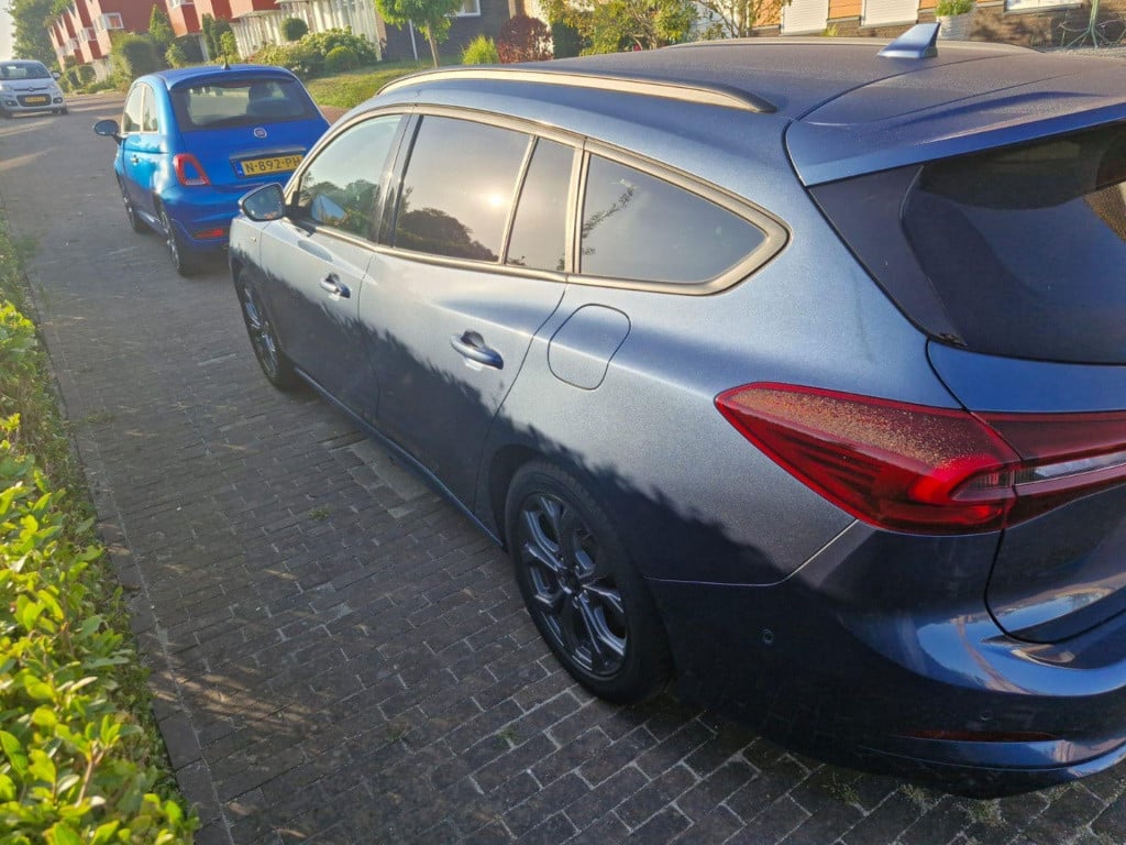 Ford Focus wagon 1.0 ecoboost hybrid st line style 17'' lmv | keyless entry