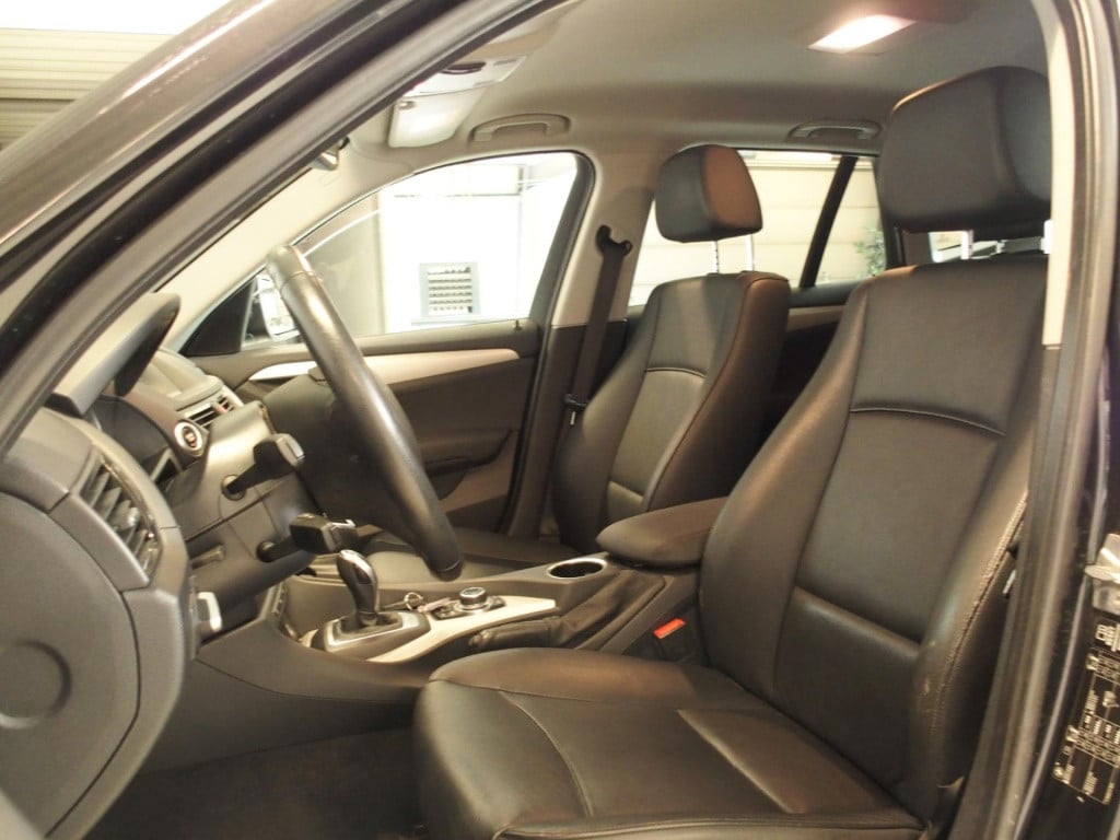 BMW X1 2.0i s drive upgrade edition nl auto, automaat, leder, xenon