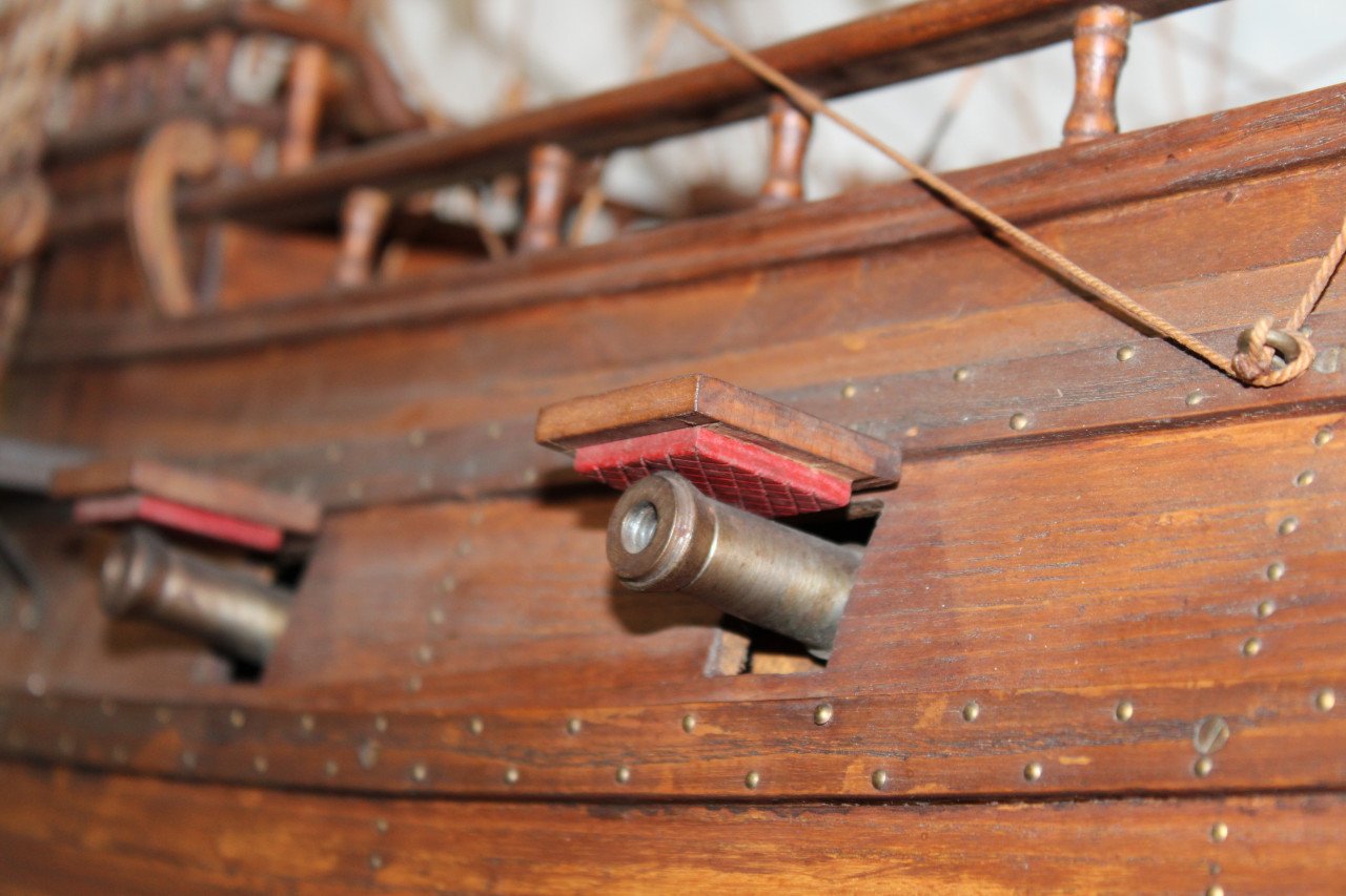 Zelfgebouwd VOC modelschip De Halve Maen