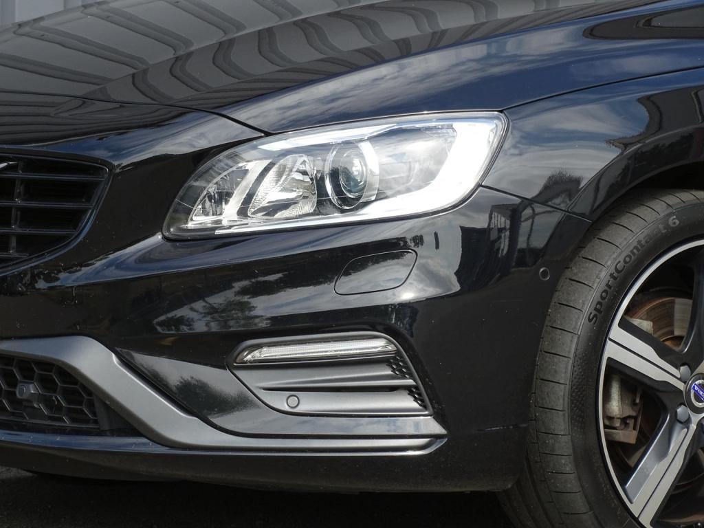 Volvo V60 2.0 t4 business sport r-design | leder | pano | trekhaak