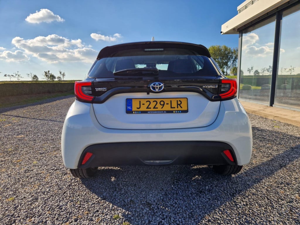 Toyota Yaris 1.5 hybrid first edition | automaat | adaptieve cruise control