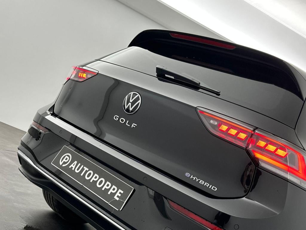 Volkswagen Golf style edition 204 pk plug in hybride