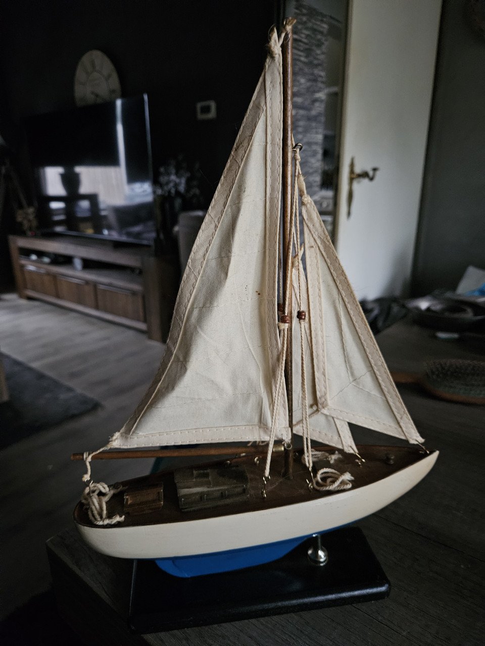Mooi vintage zeilschip van hout in nette staat...