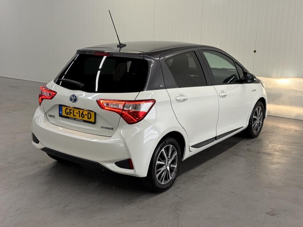 Toyota Yaris 1.5 hybrid y20 edition | cruise control | camera | clima