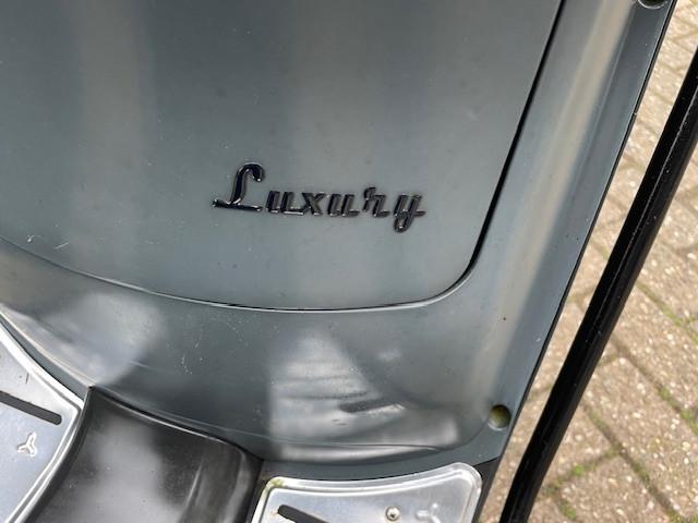 Zeer nette btc riva luxury full option beugels windscherm weinig km nu 899