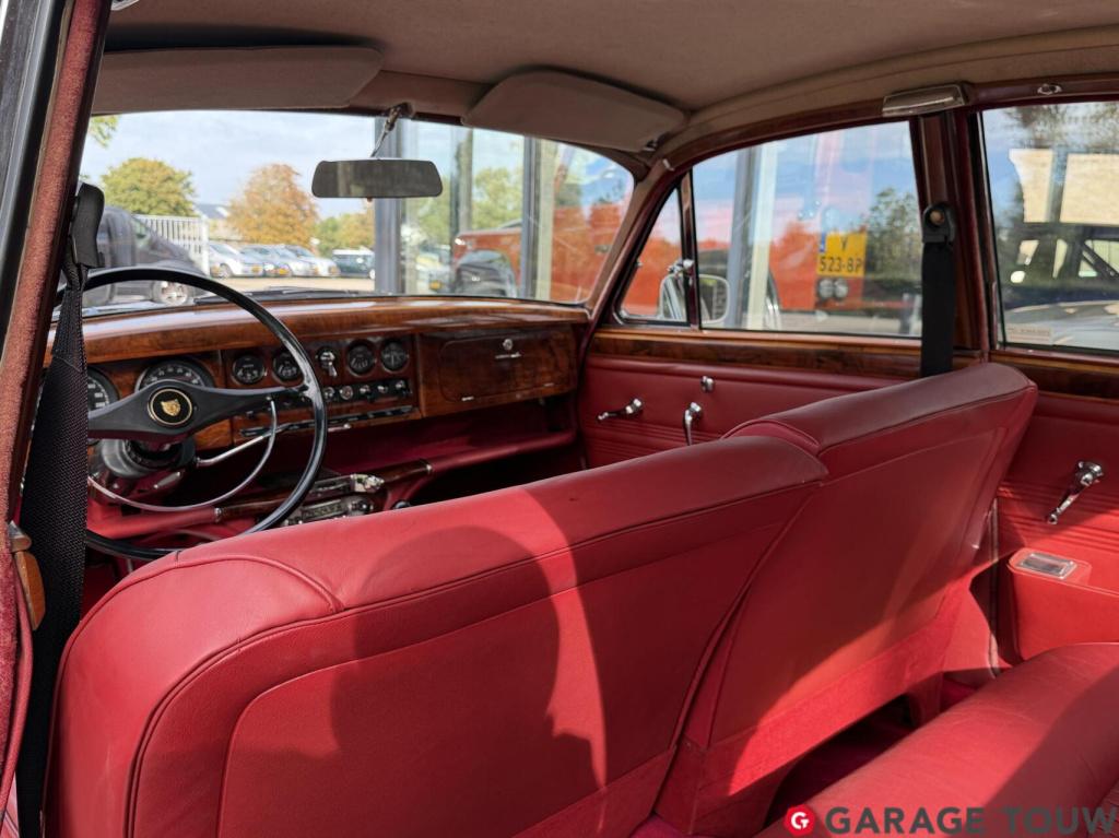 Jaguar S-Type 3.4 s-type origineel nl, 2e eigenaar btw auto!