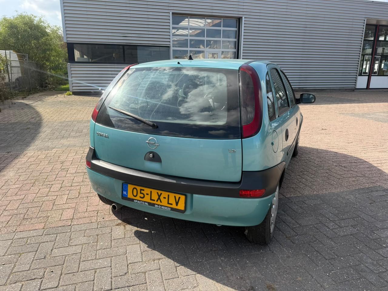 Opel corsa bj 2003  1100 euro