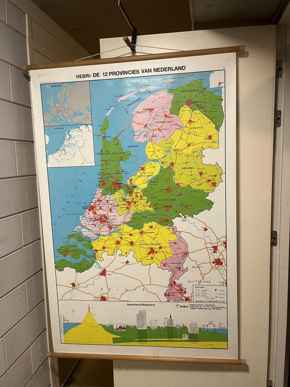 Schoolkaart Hebri de 12 Provincies v Nederland