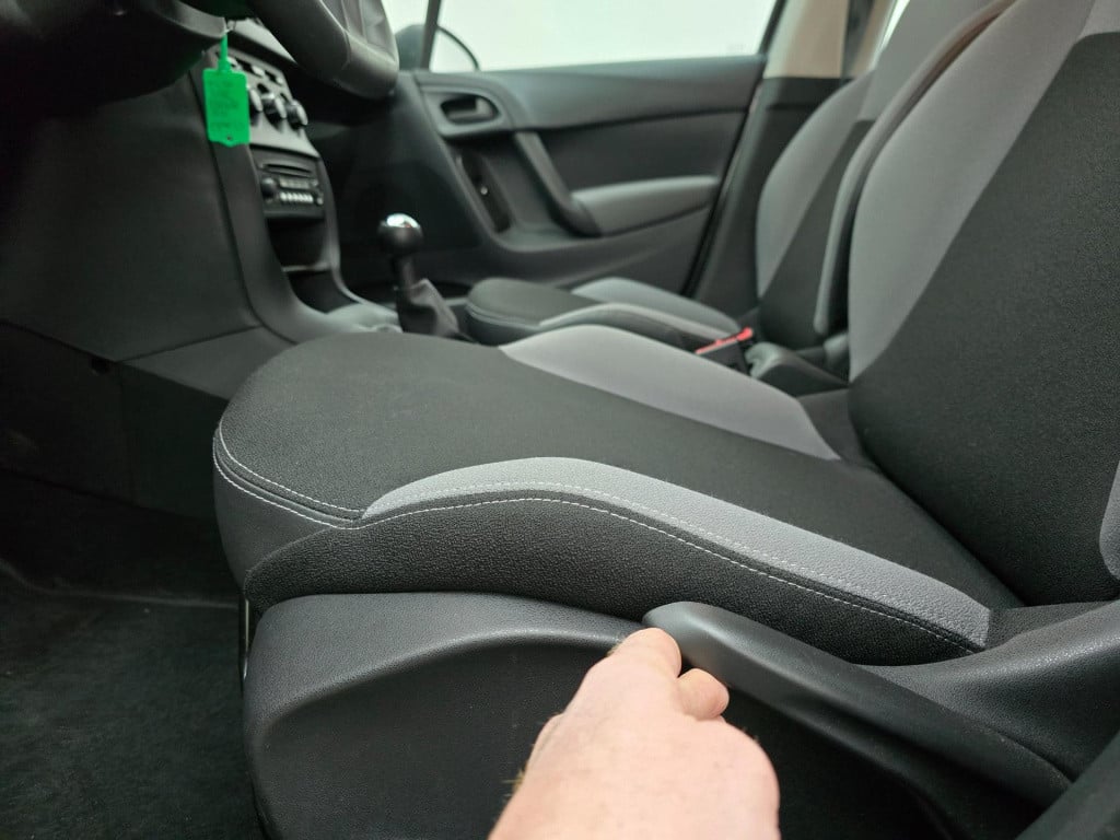 Citroen C3 occasion 1.0 puretech attraction met airco en unieke km stand | 