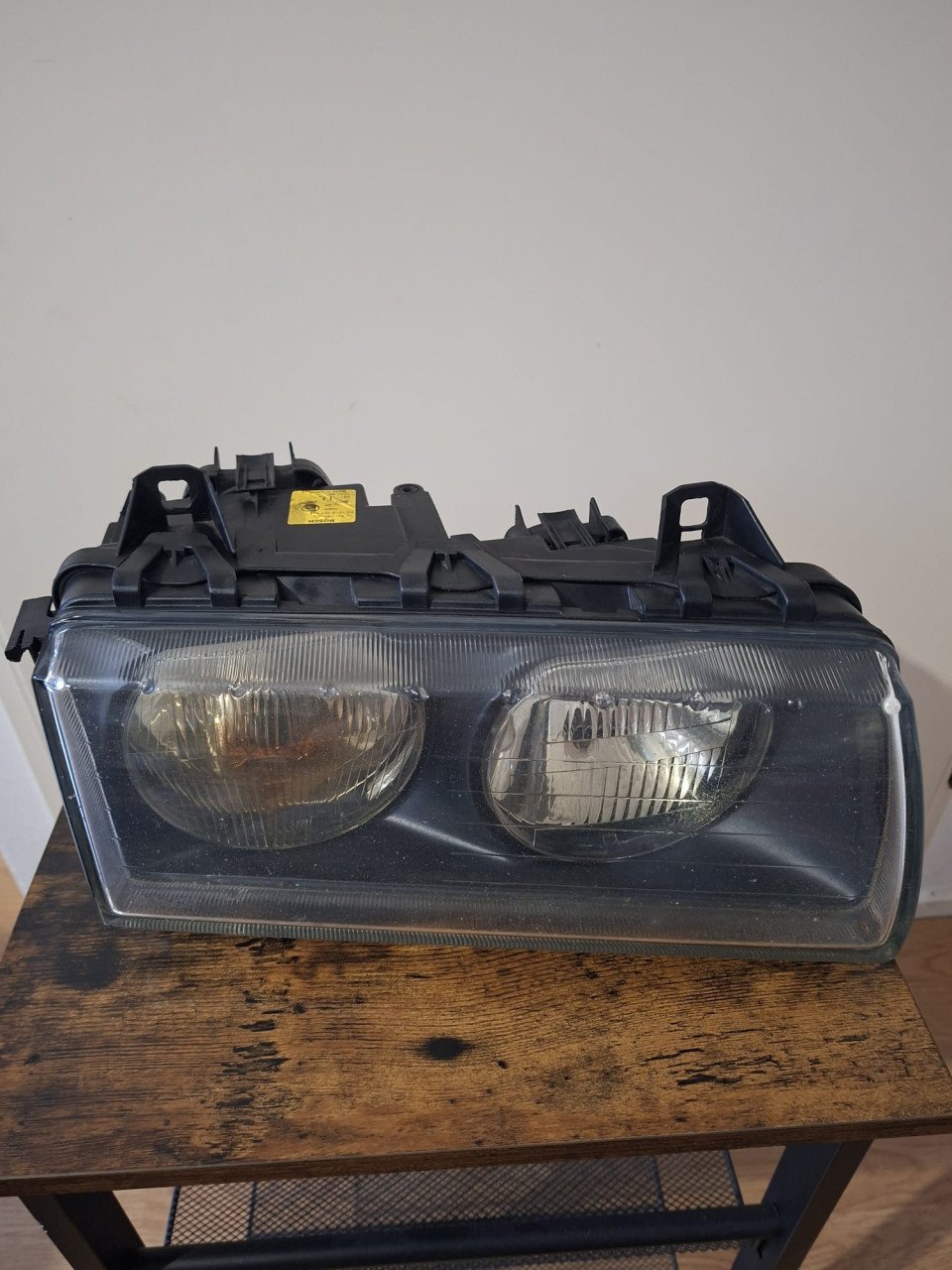 BMW E36 SEDAN KOPLAMP RECHTS