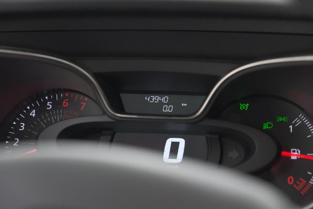 Renault Captur tce 90 intens | camera | dodehoekdetectie | navigatie | park