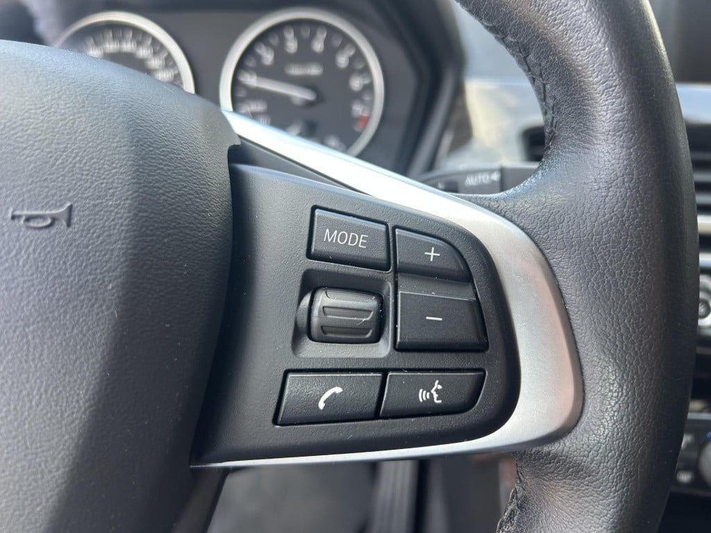 BMW X1 sdrive18i centennial high executive automaat