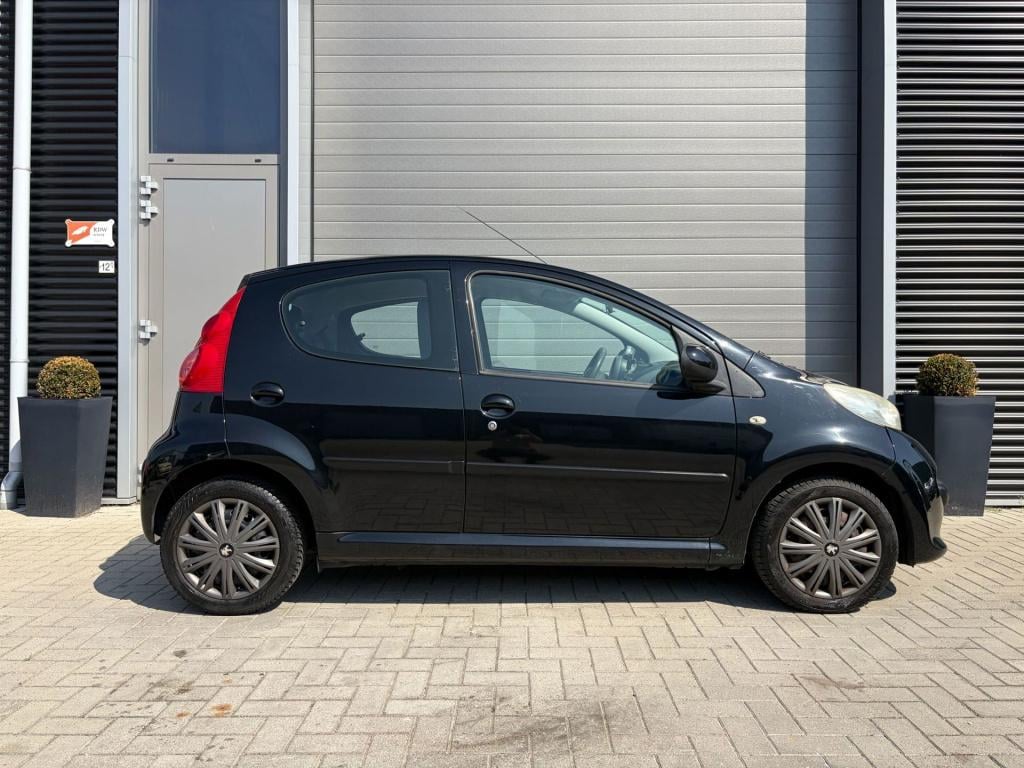 Peugeot 107 1.0-12v xr/airco/5 deurs/metallic/leuke auto/