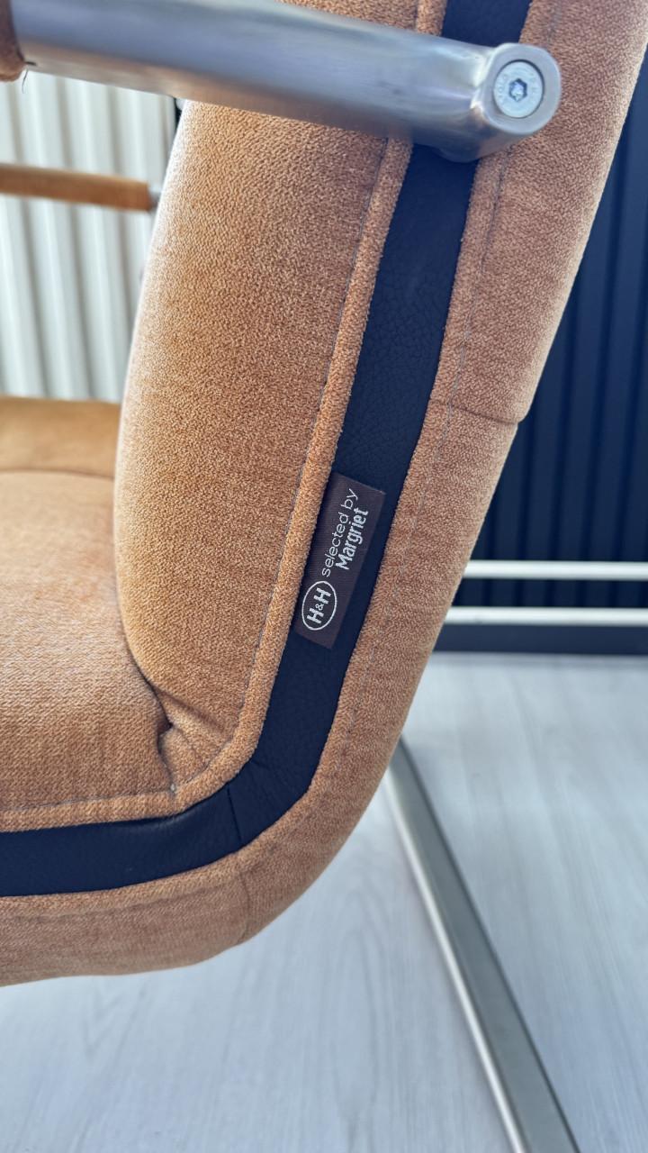 Henders & Hazel Margit fauteuil, mosterd/oranje design stoel