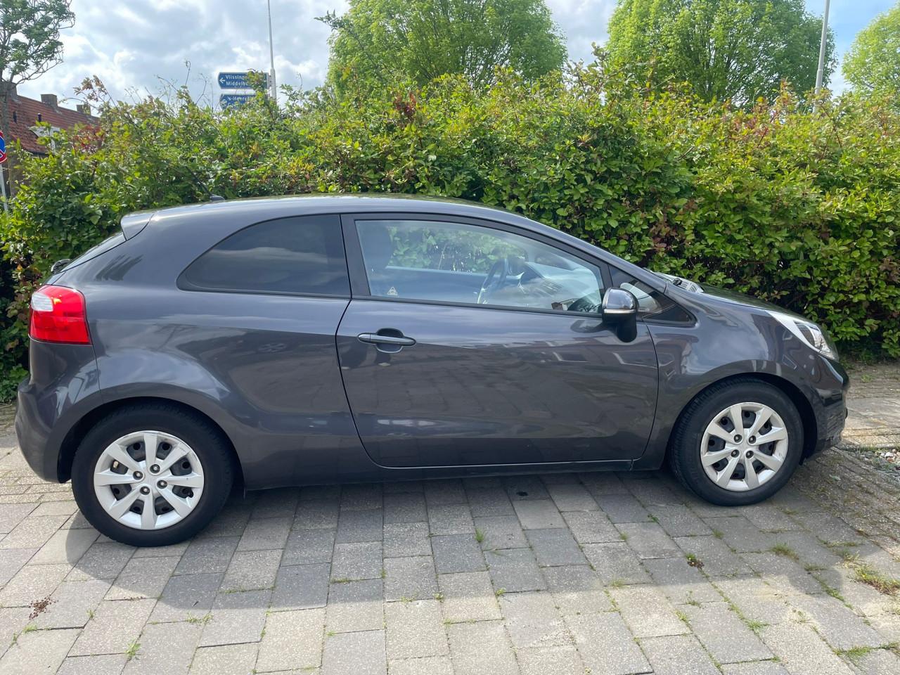 Kia rio 11100 km