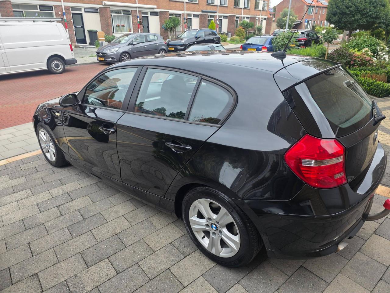 Tekoop zeer mooie Bmw 1SERIE 116i 2.0i Business Line