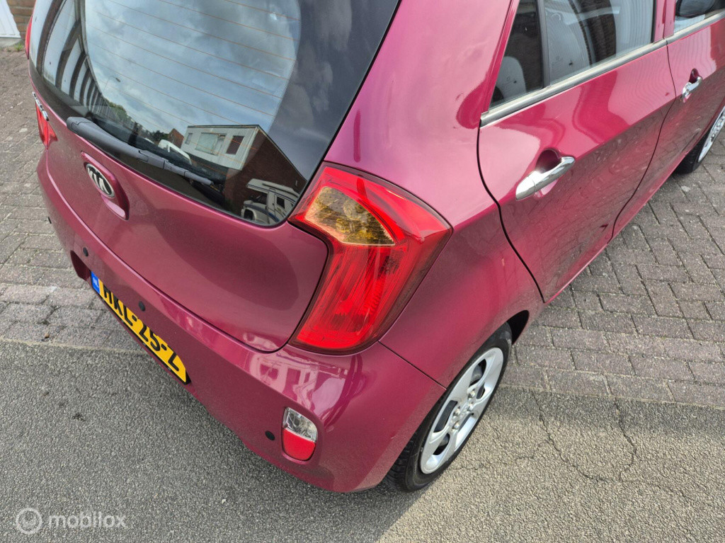 Kia Picanto 1.0 cvvt 5- deurs / airco / parkeersensoren