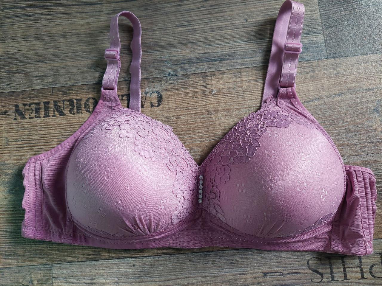 Nieuwe lila b.h maat 75C