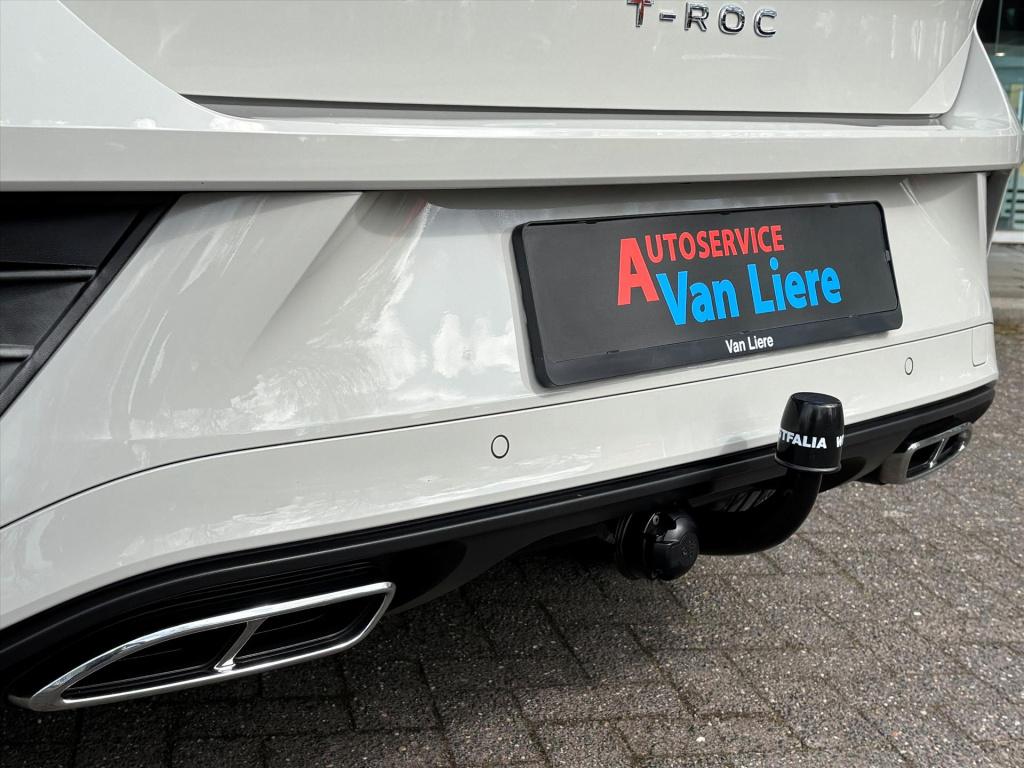 Volkswagen T-roc 1.5 tsi 150pk 7-dsg r-line black|camera| dodehoek|trekhaak