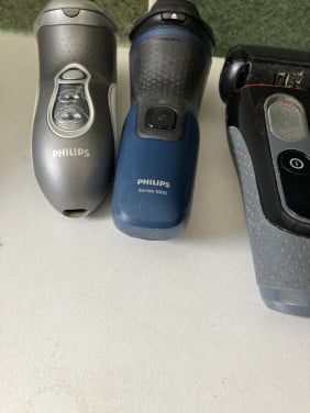 Te koop in zeer goede staat oplaadbare scheerapparaten