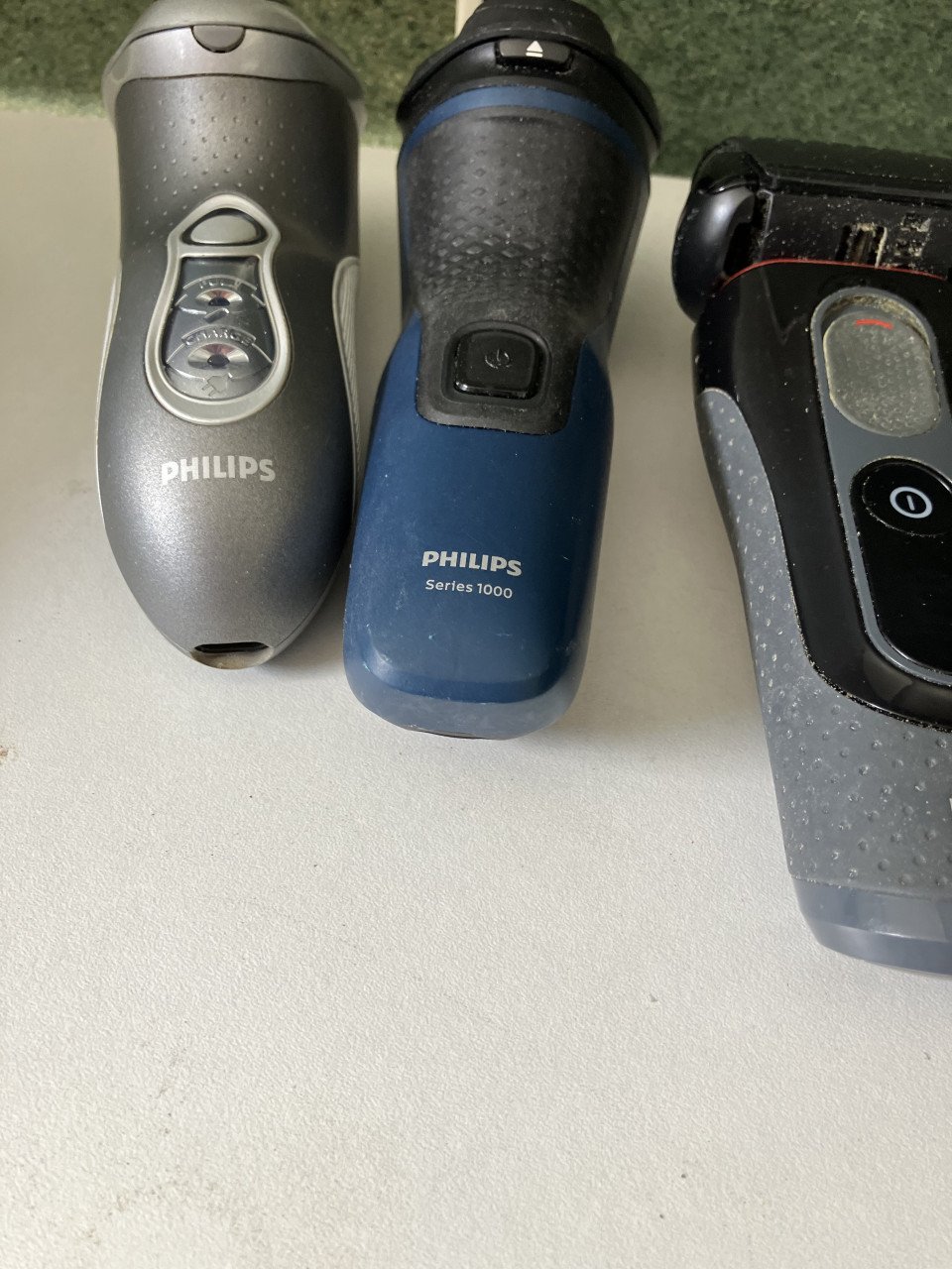 Te koop in zeer goede staat oplaadbare scheerapparaten