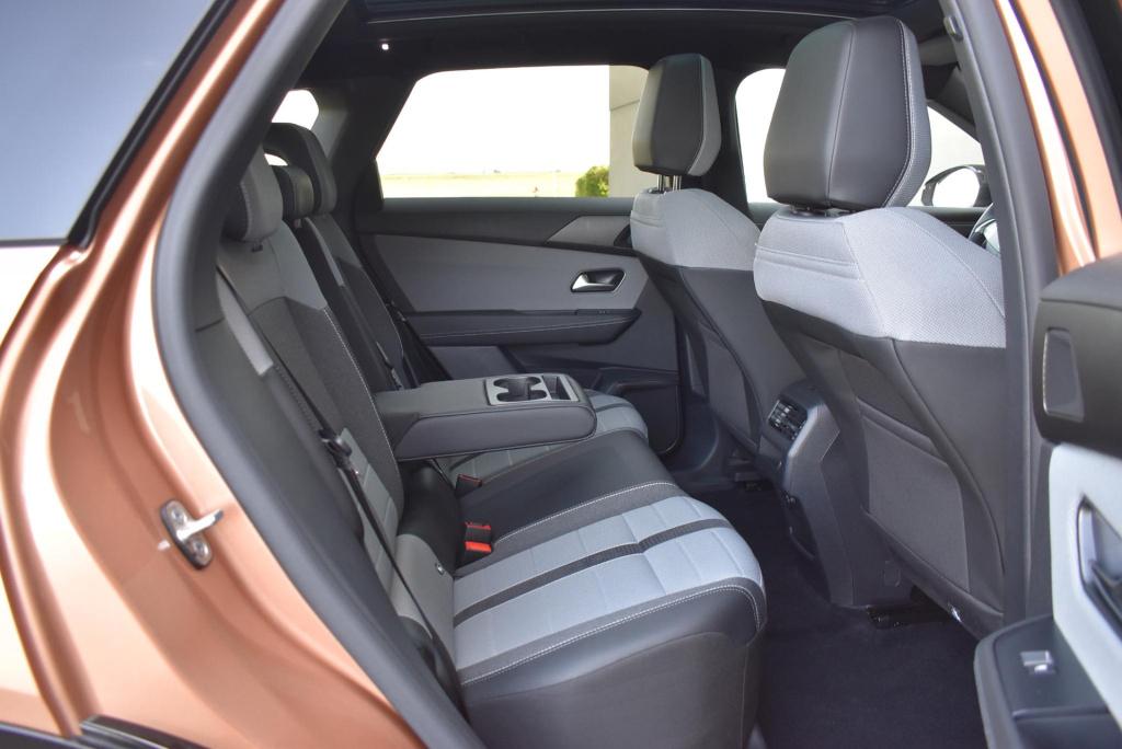 Opel Grandland electric gs 73 kwh demo sale