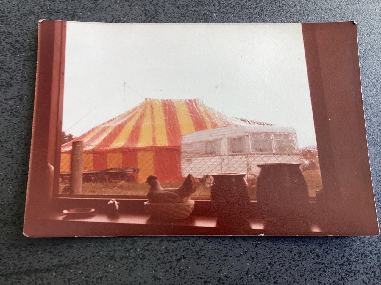 Biggekerke. Koektrommel. circustent Bolletje.