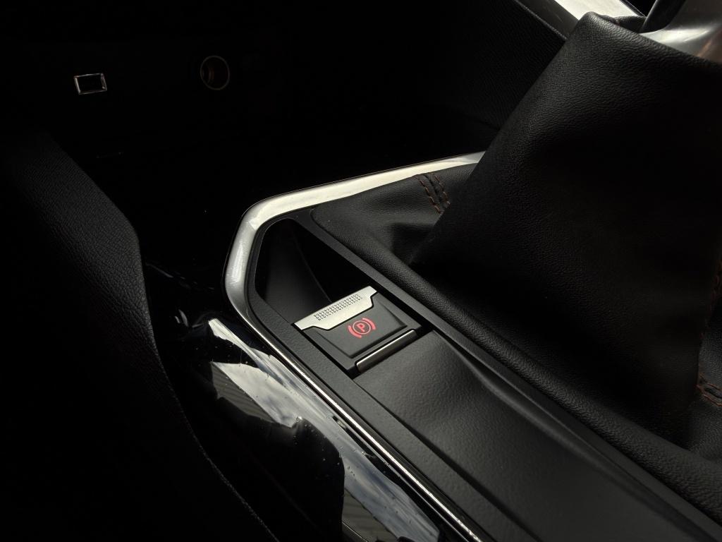 Peugeot 3008 1.2 puretech -