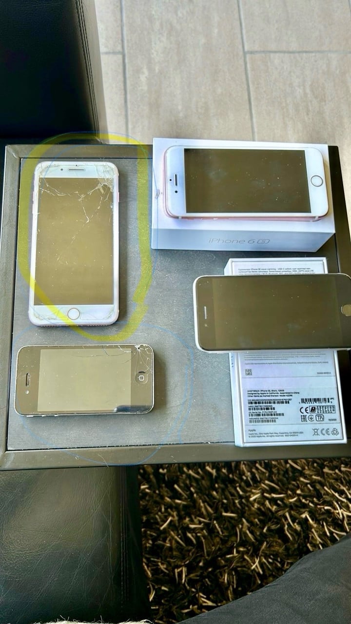 Voor onderdelen I phone’s