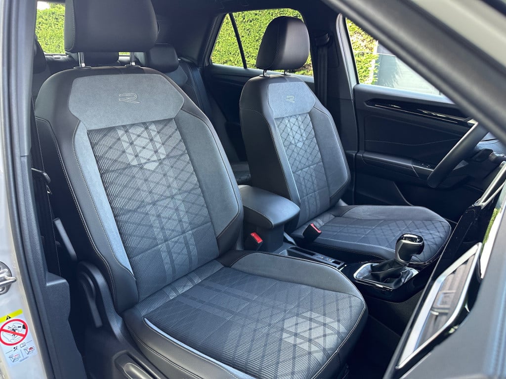 Volkswagen T-roc 1.5 tsi 150pk dsg r-line | camera | keyless | elek. achter