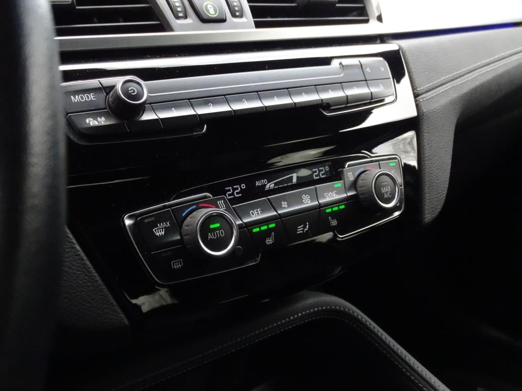 BMW X2 sdrive20i high executive | hud | camera | afn. trekhaak | 19"