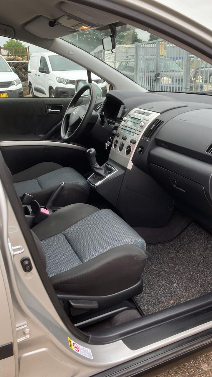 Toyota corlla verso 1.6 vwti comfort 134000km