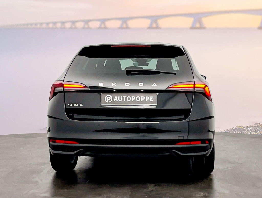 Skoda Scala 1.0 tsi business edition - travel assist