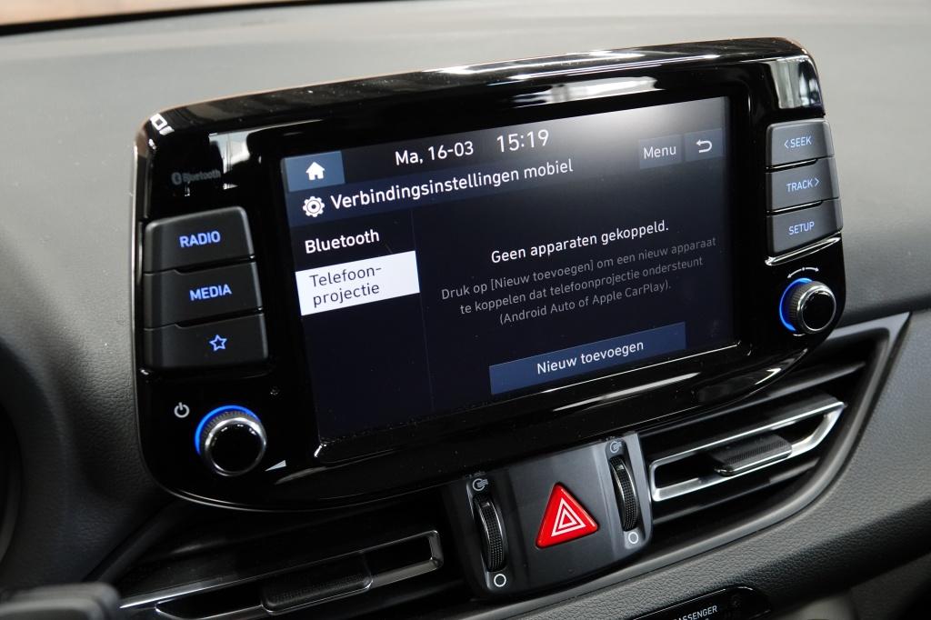 Hyundai I 30 1.0 t-gdi mhev | camera | cruise | carplay | pdc |