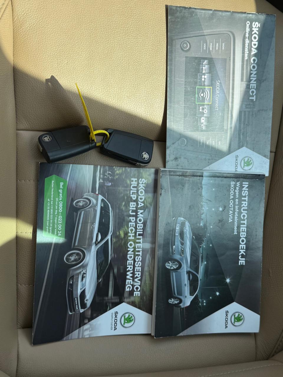 Skoda Octavia combi 1.4 tsi greentech style business