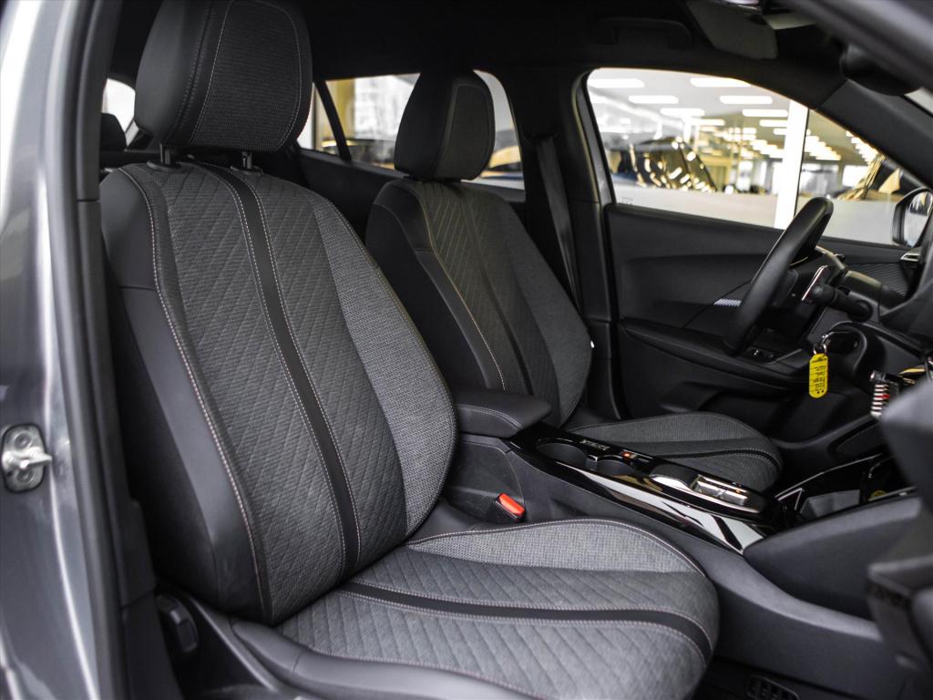 Peugeot 2008 1.2 hybrid 145pk e-dcs6 allure